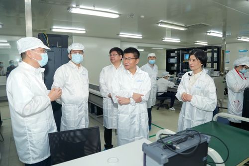 武漢網(wǎng)銳順利通過國(guó)家通信光器件產(chǎn)品質(zhì)檢中心籌建論證會(huì)